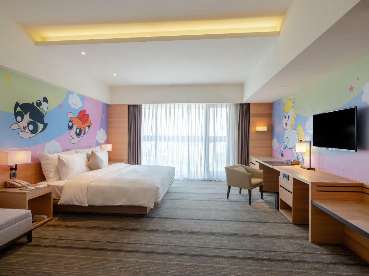 Hotel Cozzi Ximen Тайнань Экстерьер фото