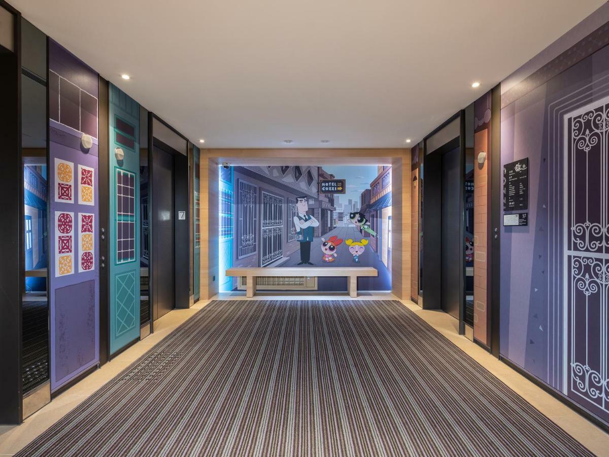 Hotel Cozzi Ximen Тайнань Экстерьер фото